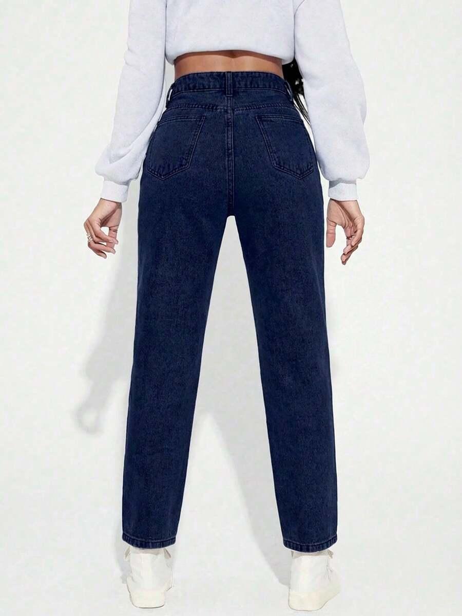 granatowe spodnie jeans prosta nogawka