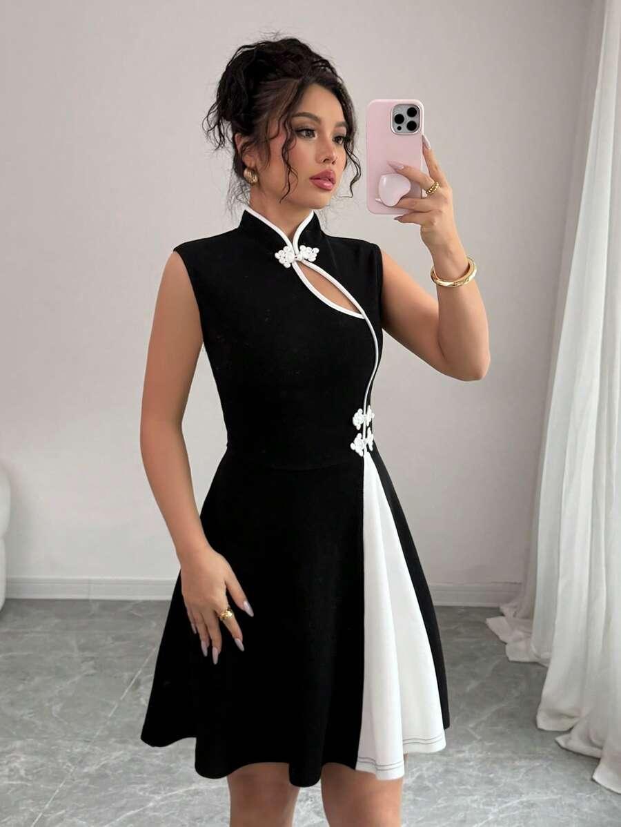 CZARNA MINI SUKIENKA