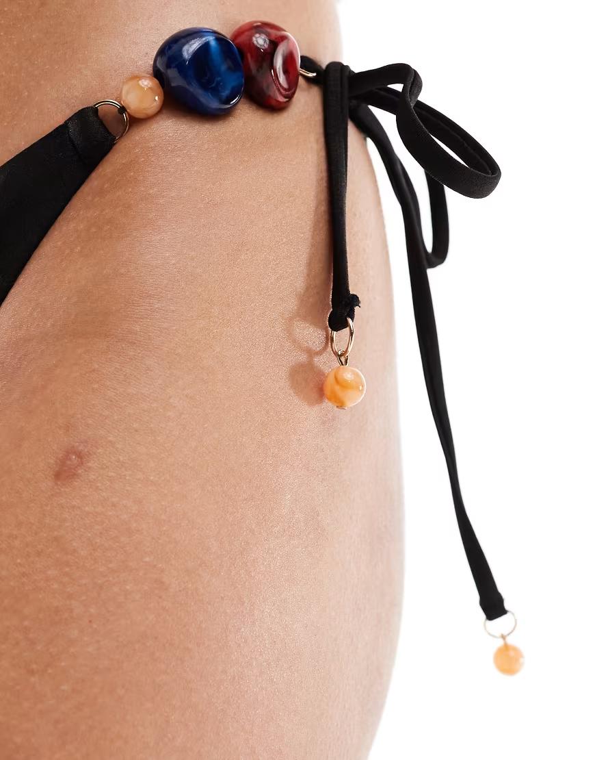 CZARNY DÓŁ OD BIKINI ZDOBIENIE