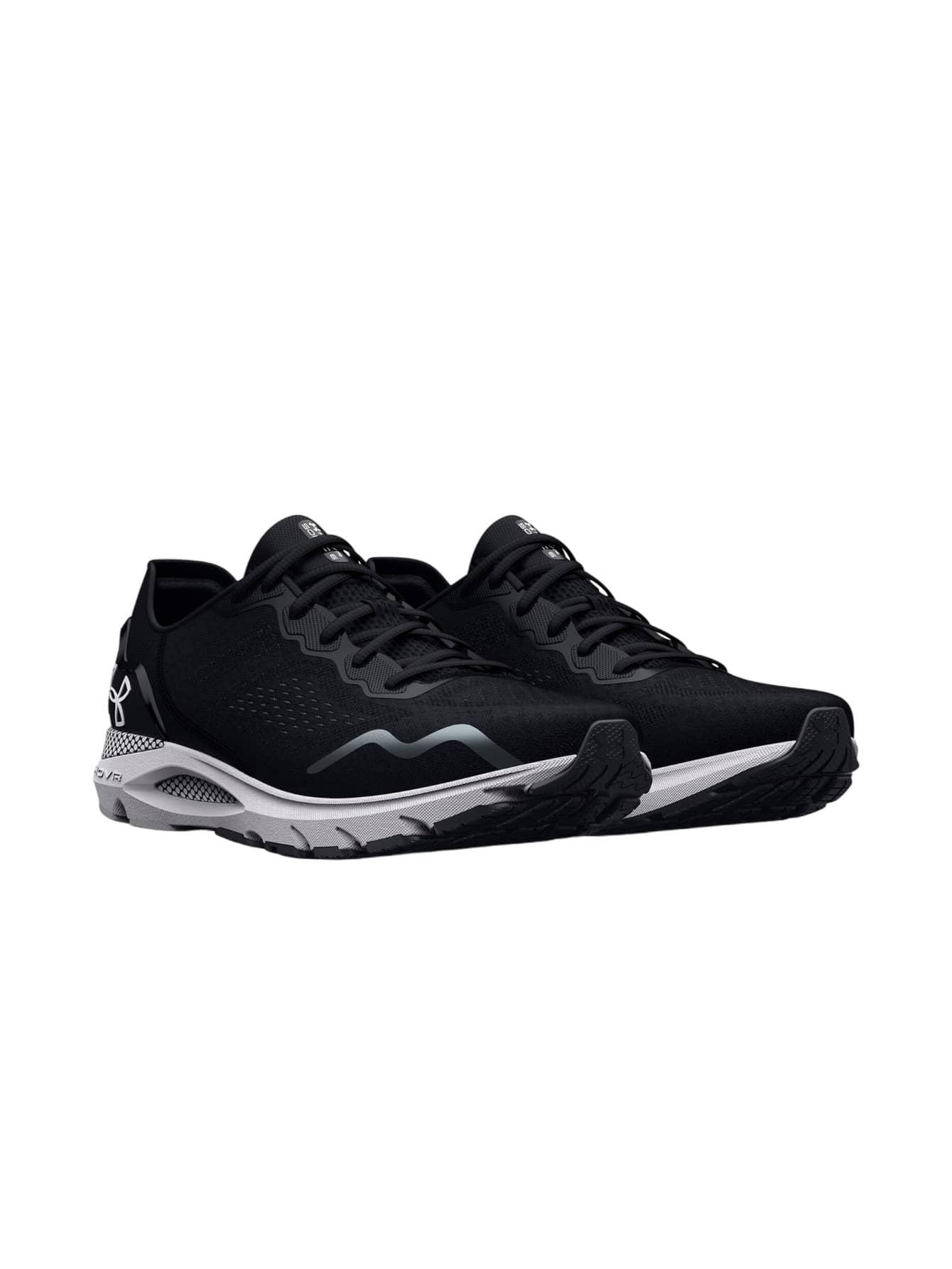czarne buty sportowe logo 