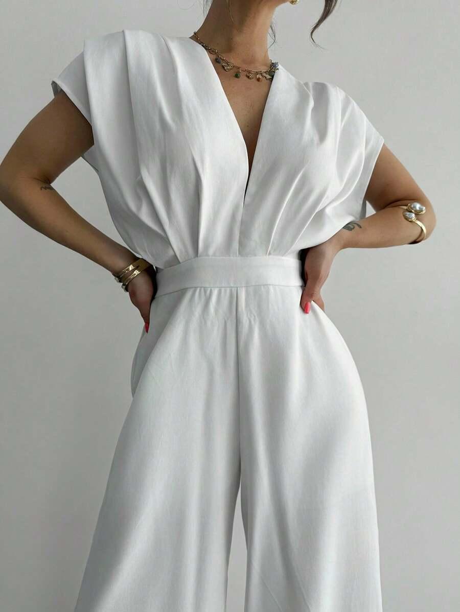 biały kombinezon v-neck