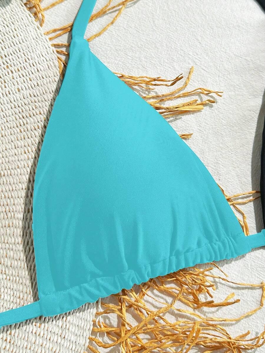 niebieska góra od bikini
