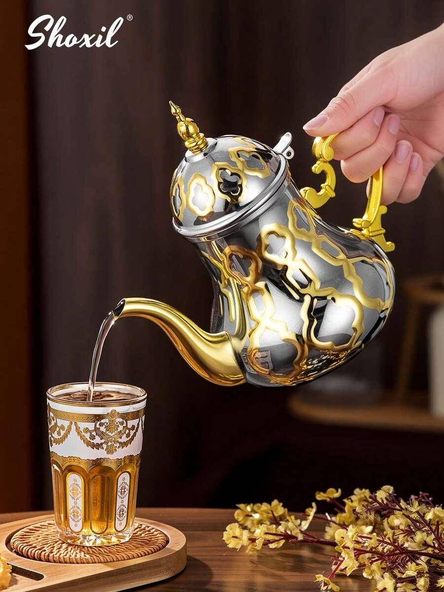 metalowy dzbanek zdobienie