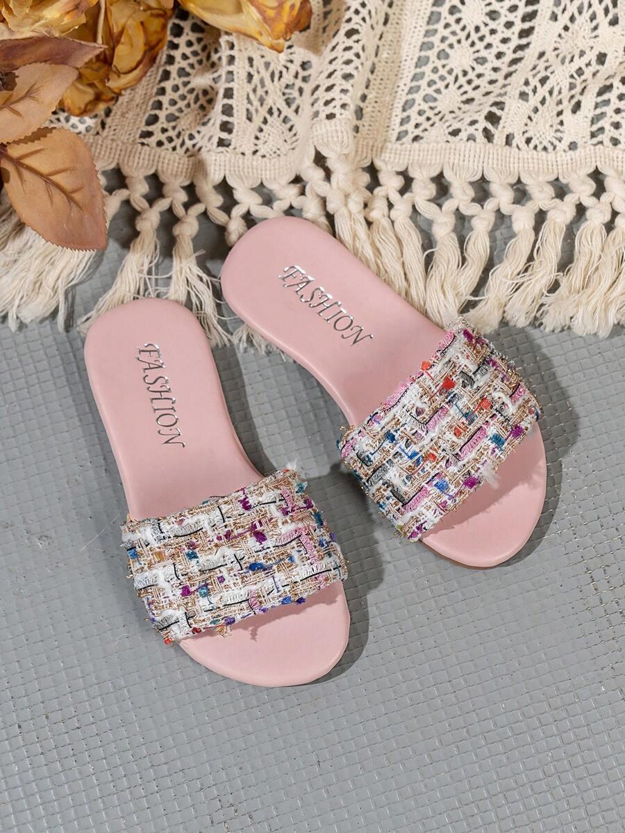 zdobione klapki tweed casual