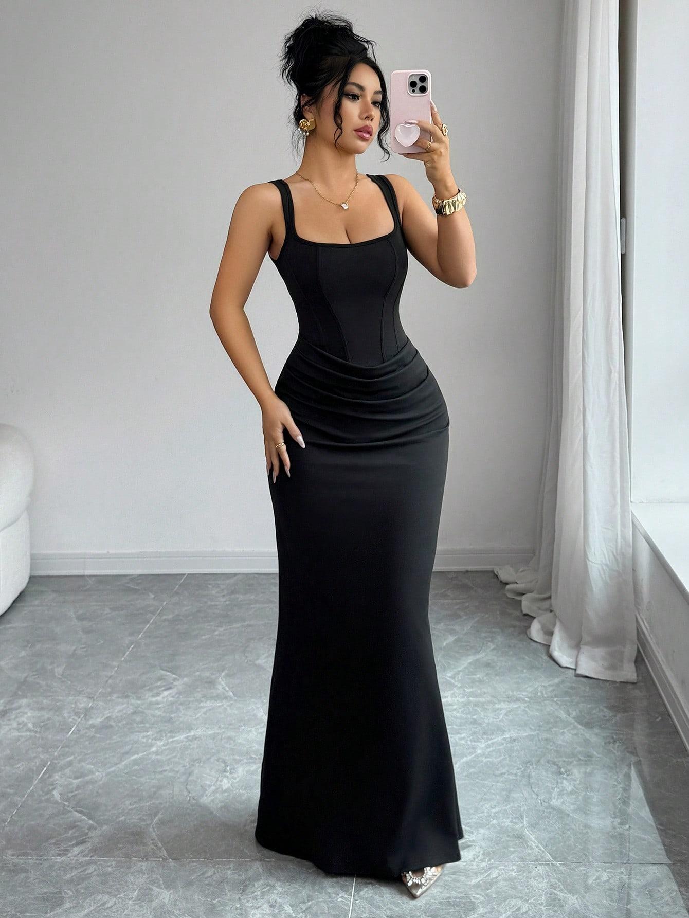 CZARNA MAXI SUKIENKA