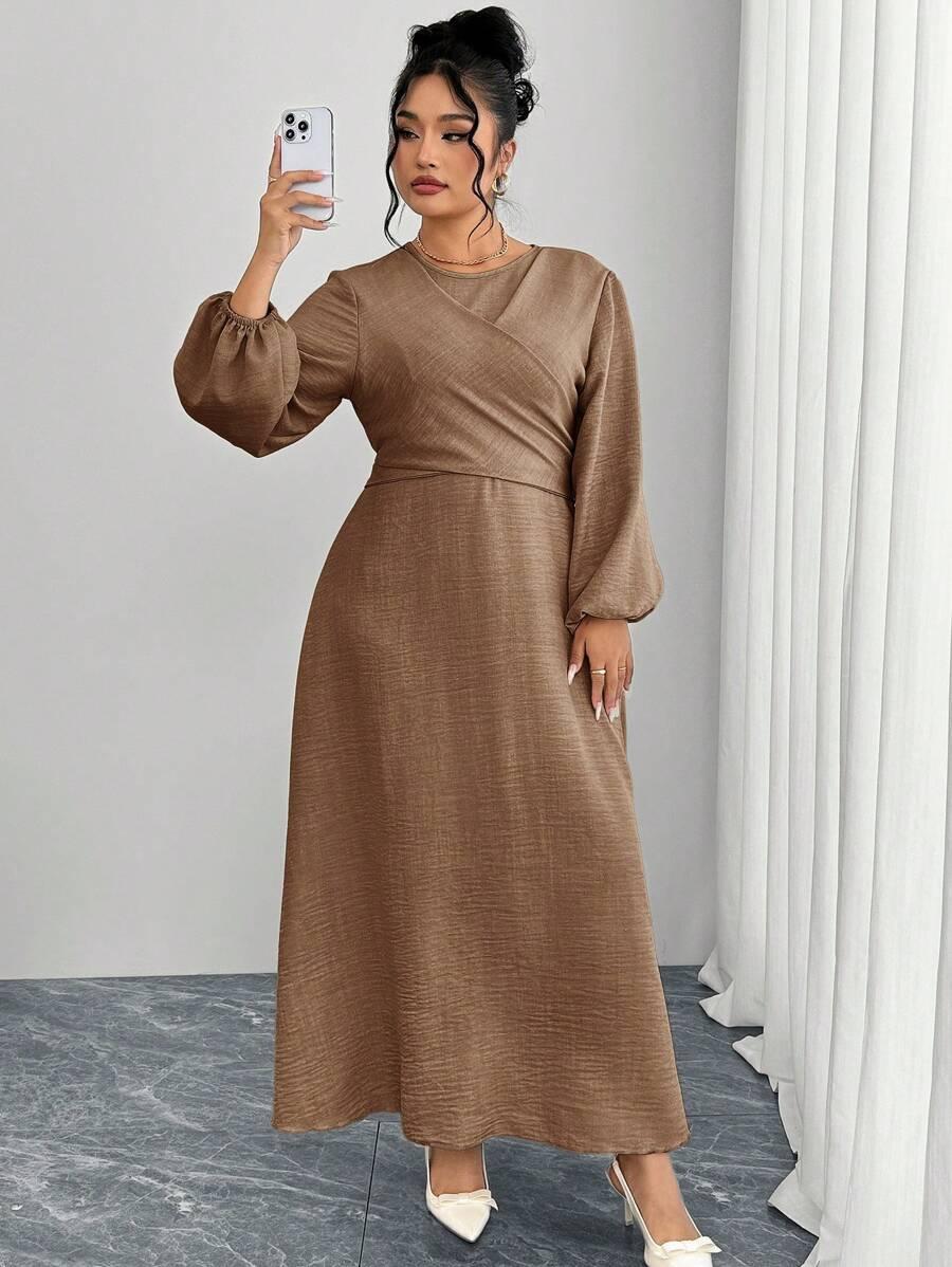 SUKIENKA PLUS SIZE ROZKLOSZOWANA MIDI DŁUGI RĘKAW