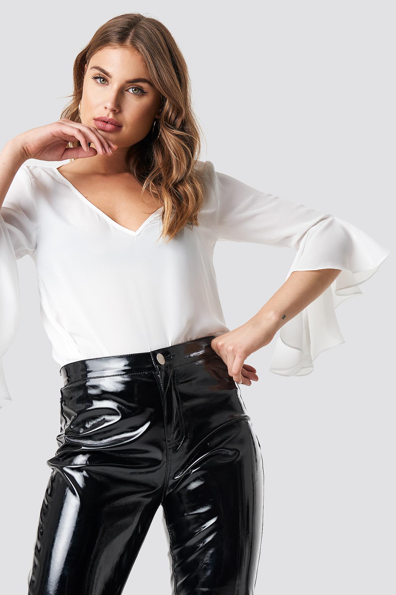 BIAŁA BLUZKA V-NECK