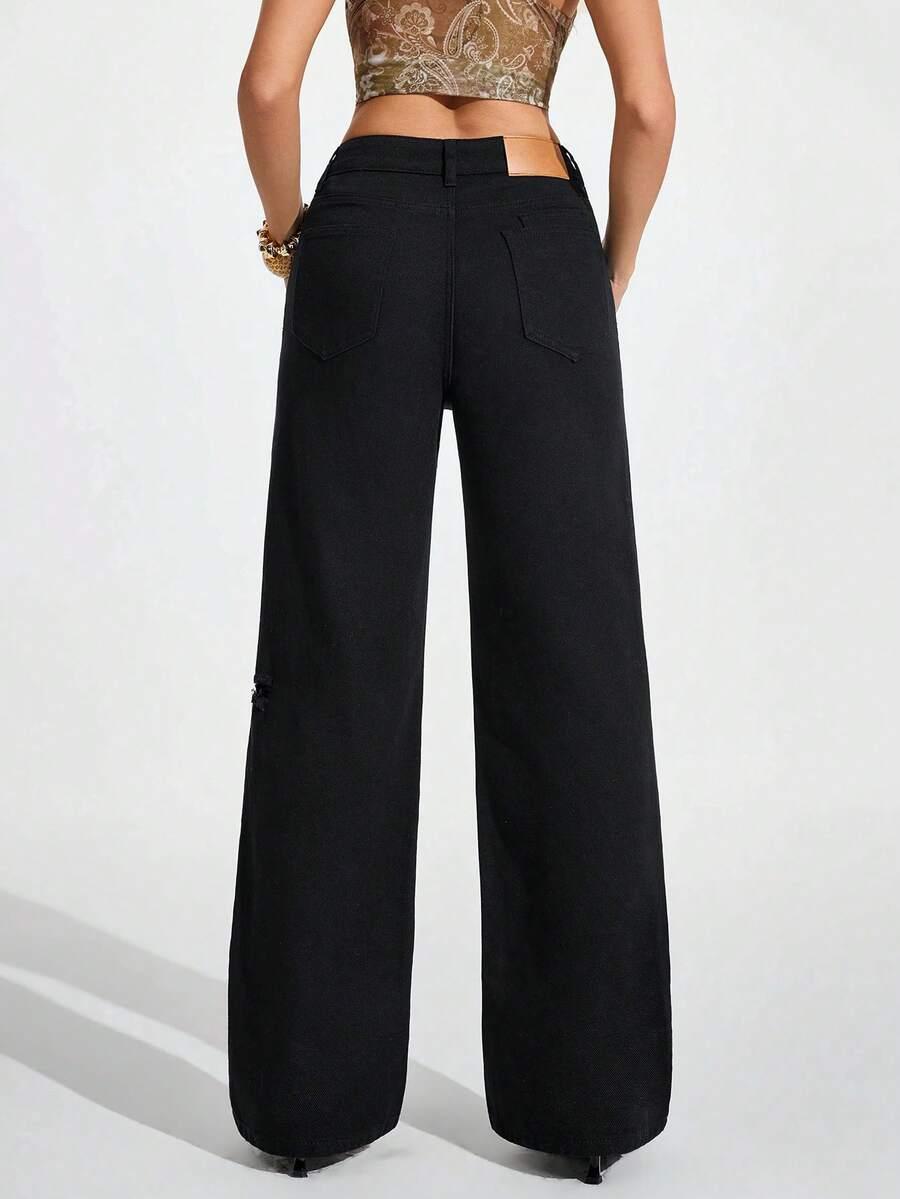 czarne spodnie jeans