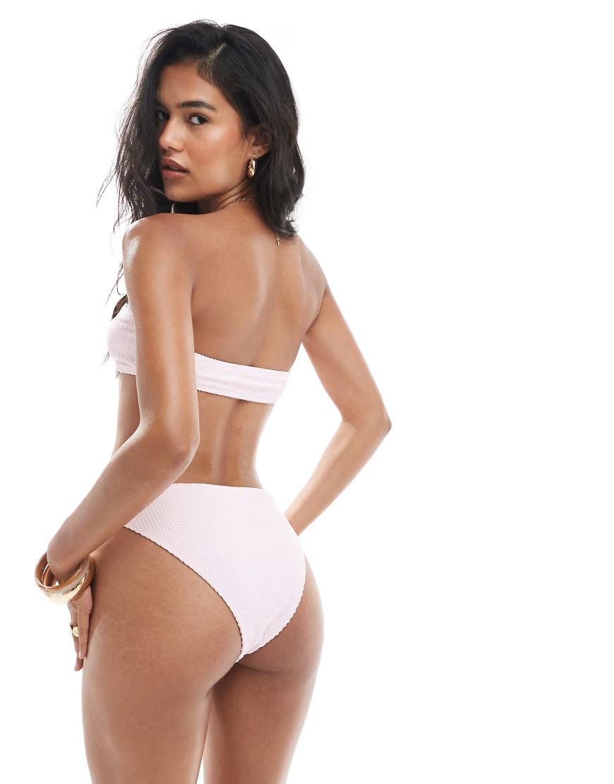 góra od bikini