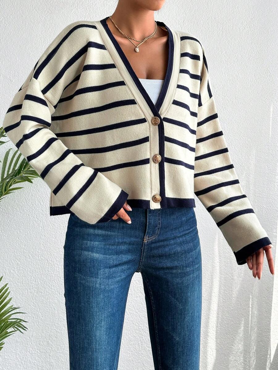sweter wzór paski