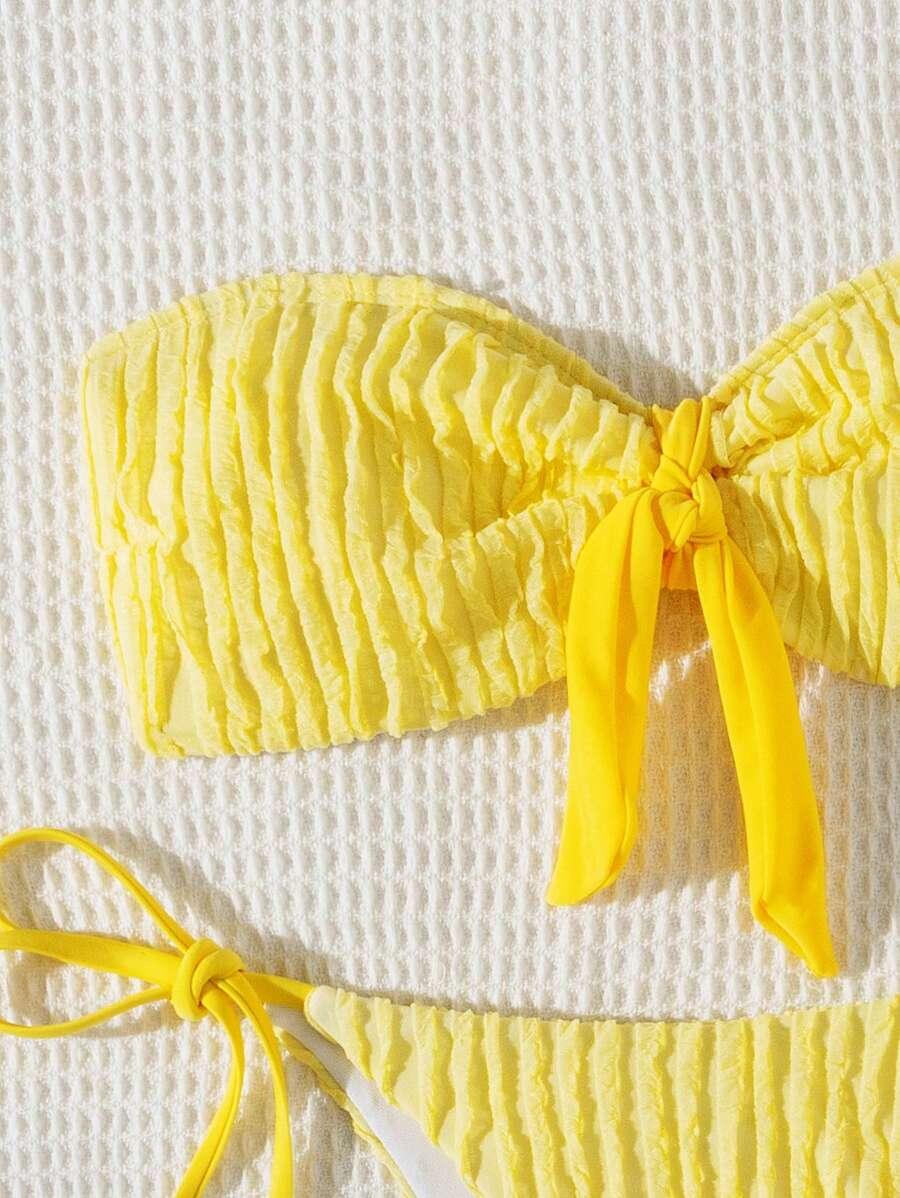 żółta góra od bikini