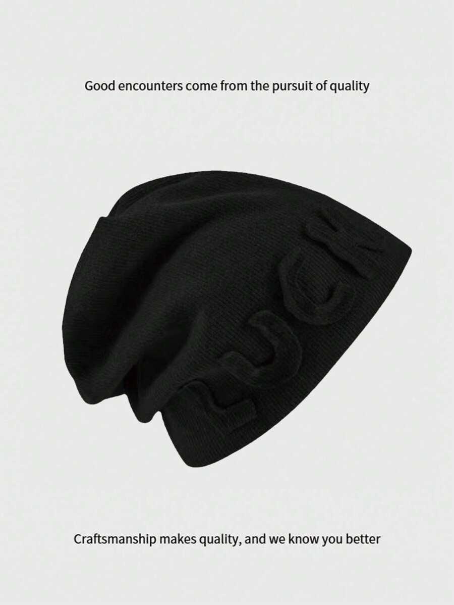 beżowa czapka beanie 