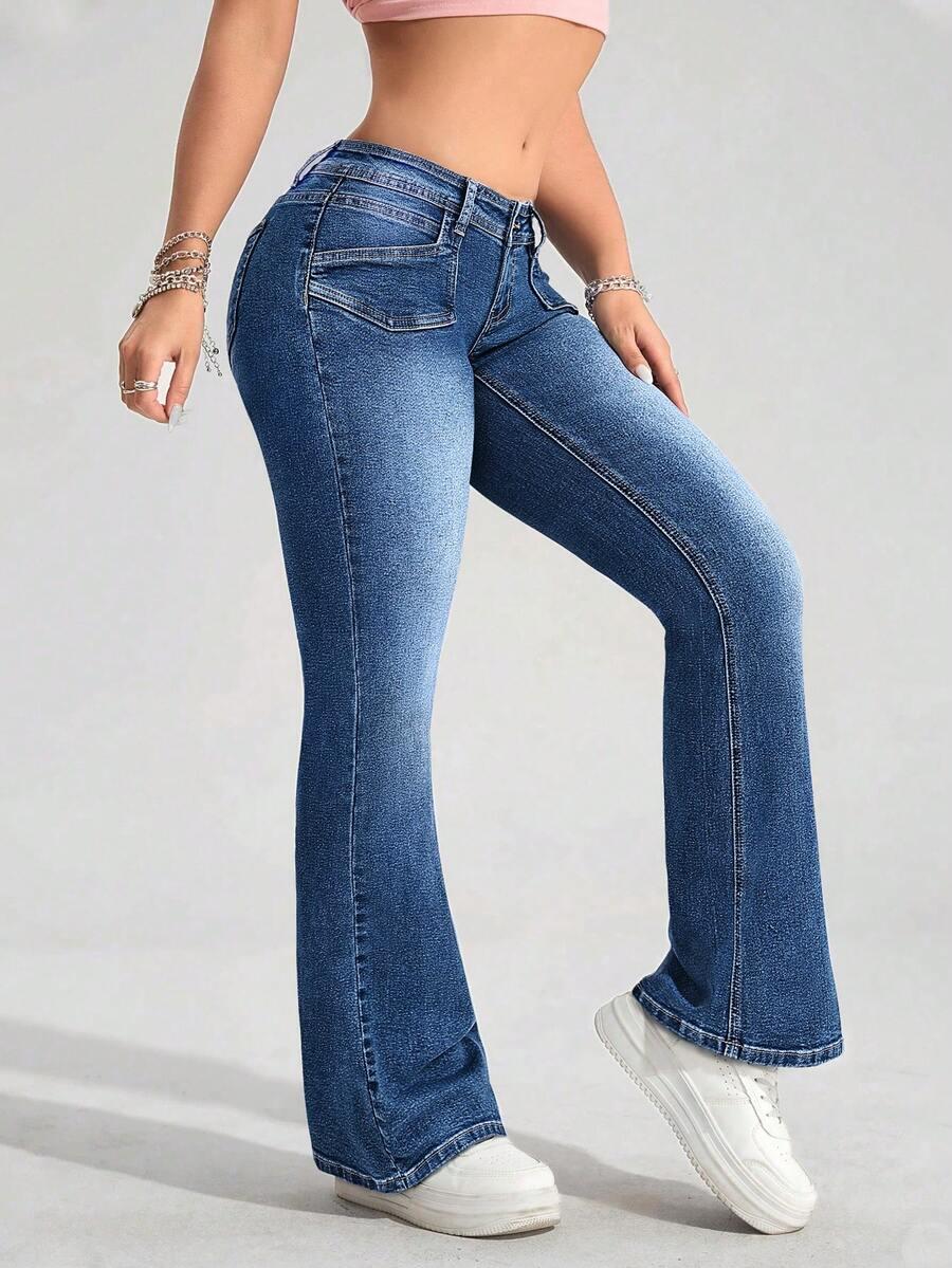 niebieskie dzwony jeans