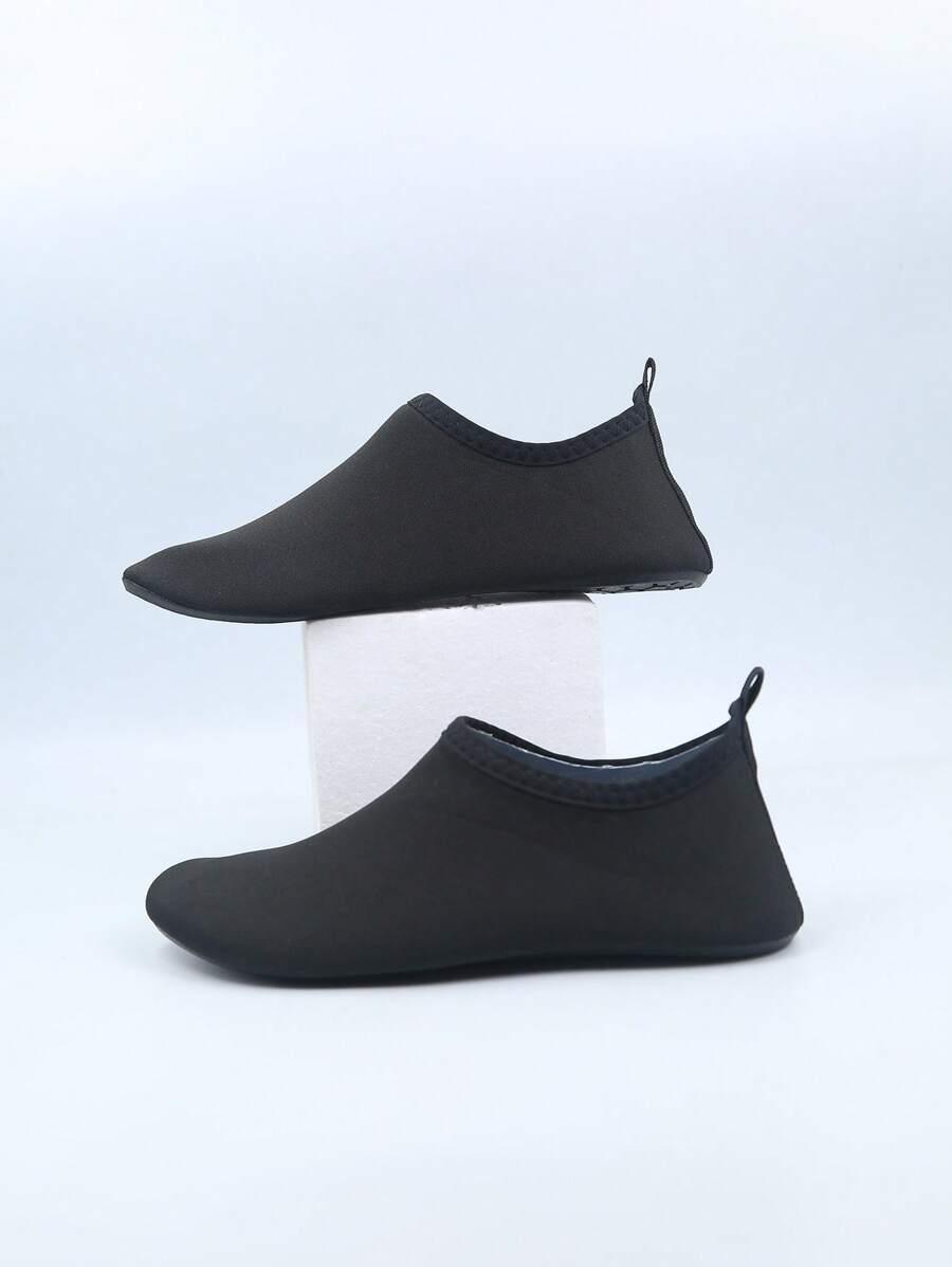 CZARNE BUTY DO WODY