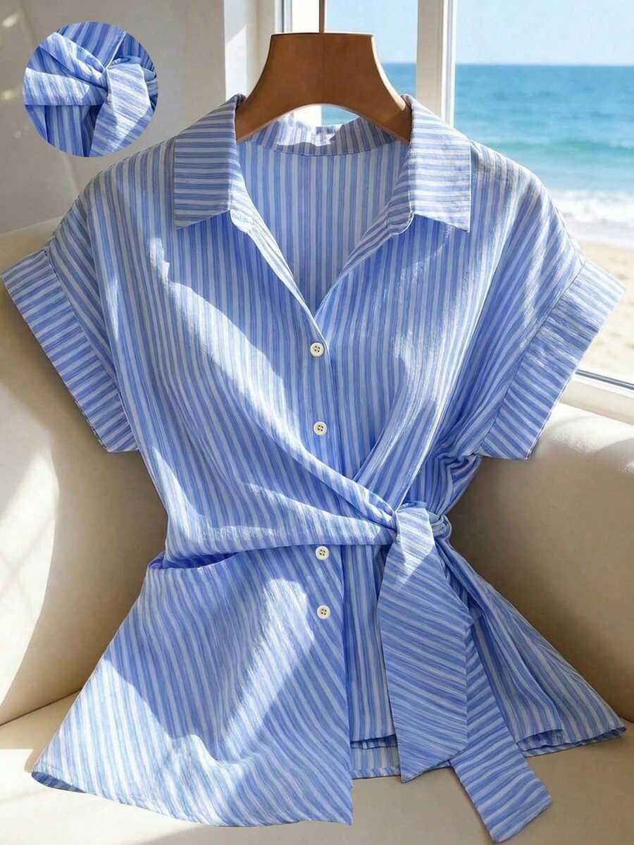 niebiska koszula wiązanie