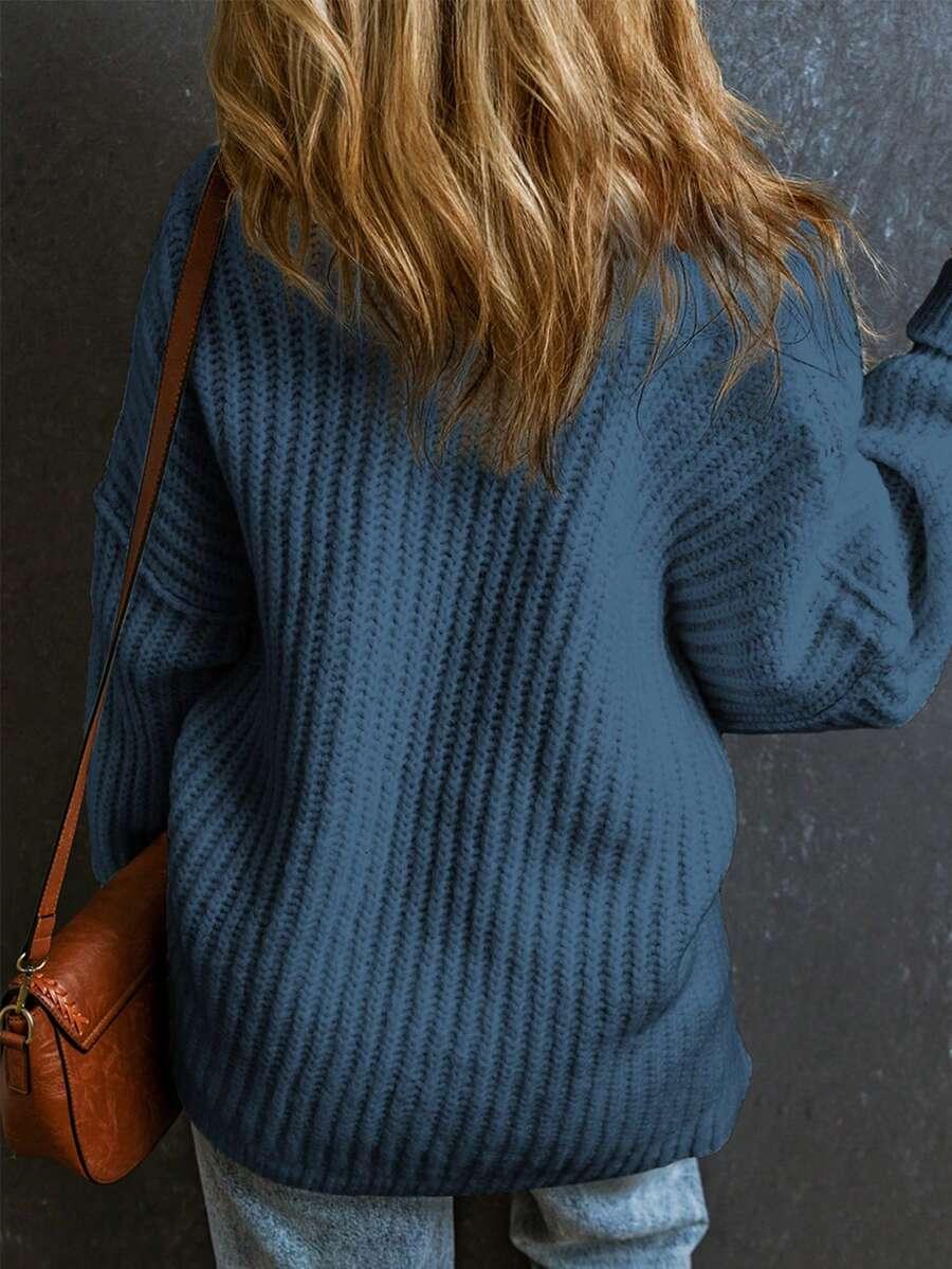 niebieski sweter oversize splot