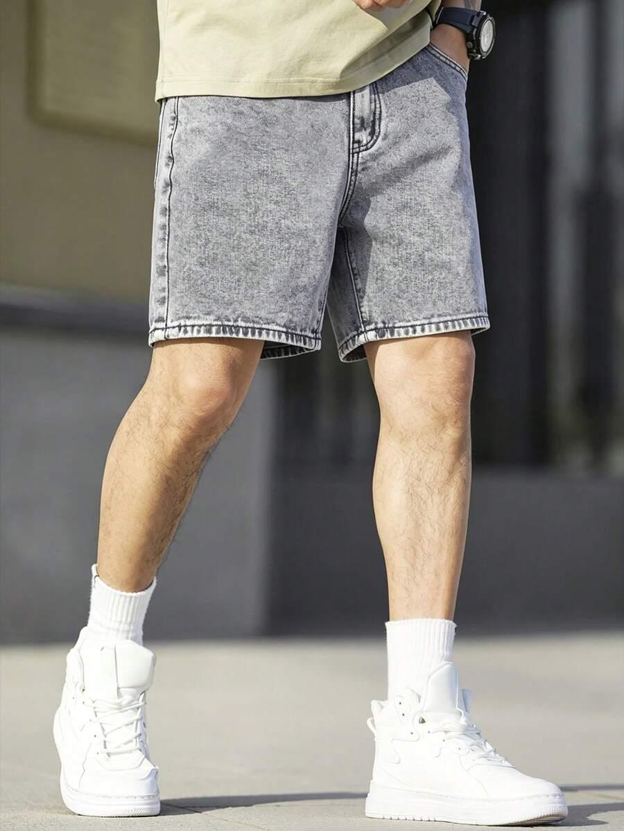 szare spodenki jeans