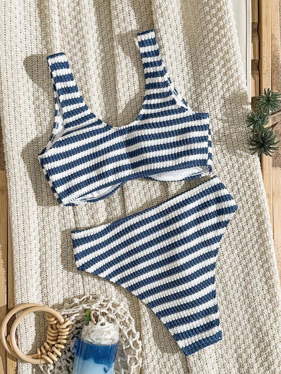 DWUCZĘŚCIOWY KOMPLET BIKINI