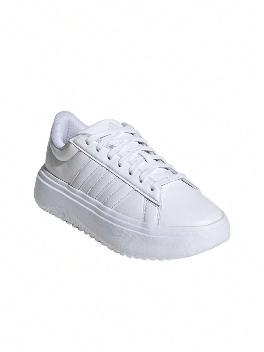 GRAND COURT BUTY SPORTOWE 