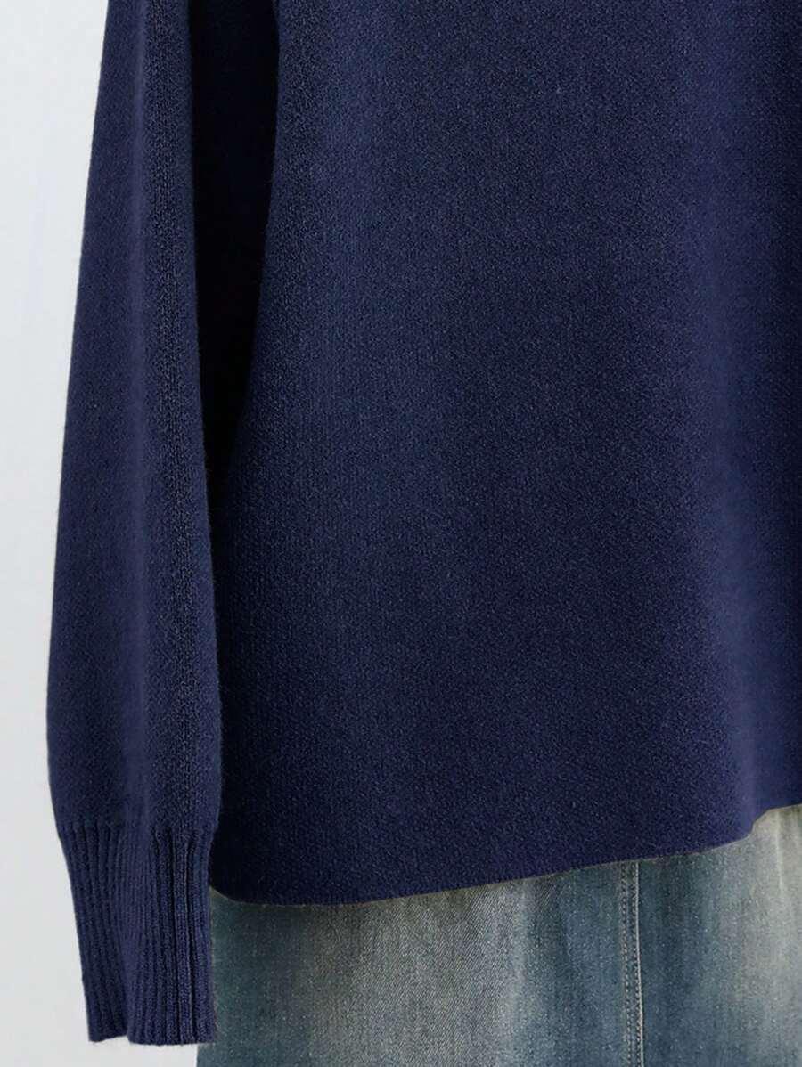 GRANATOWY SWETER ZAMEK