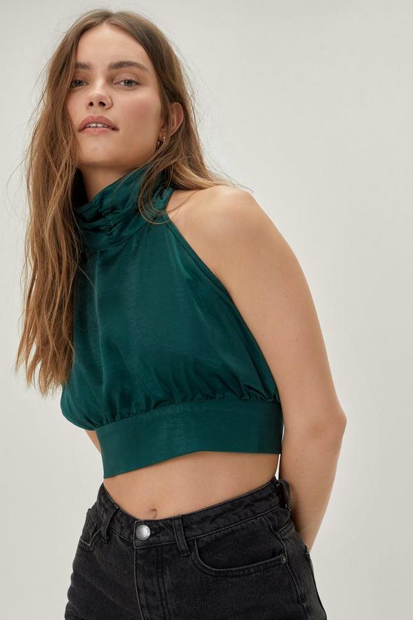 satynowy crop top