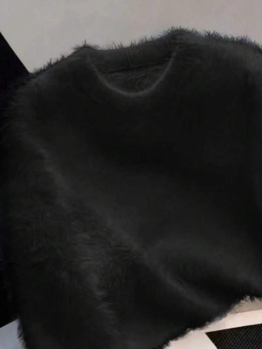 CZARNY SWETER FLUFFY
