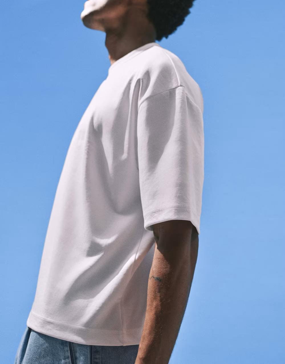 T-SHIRT OKRĄGŁY DEKOLT