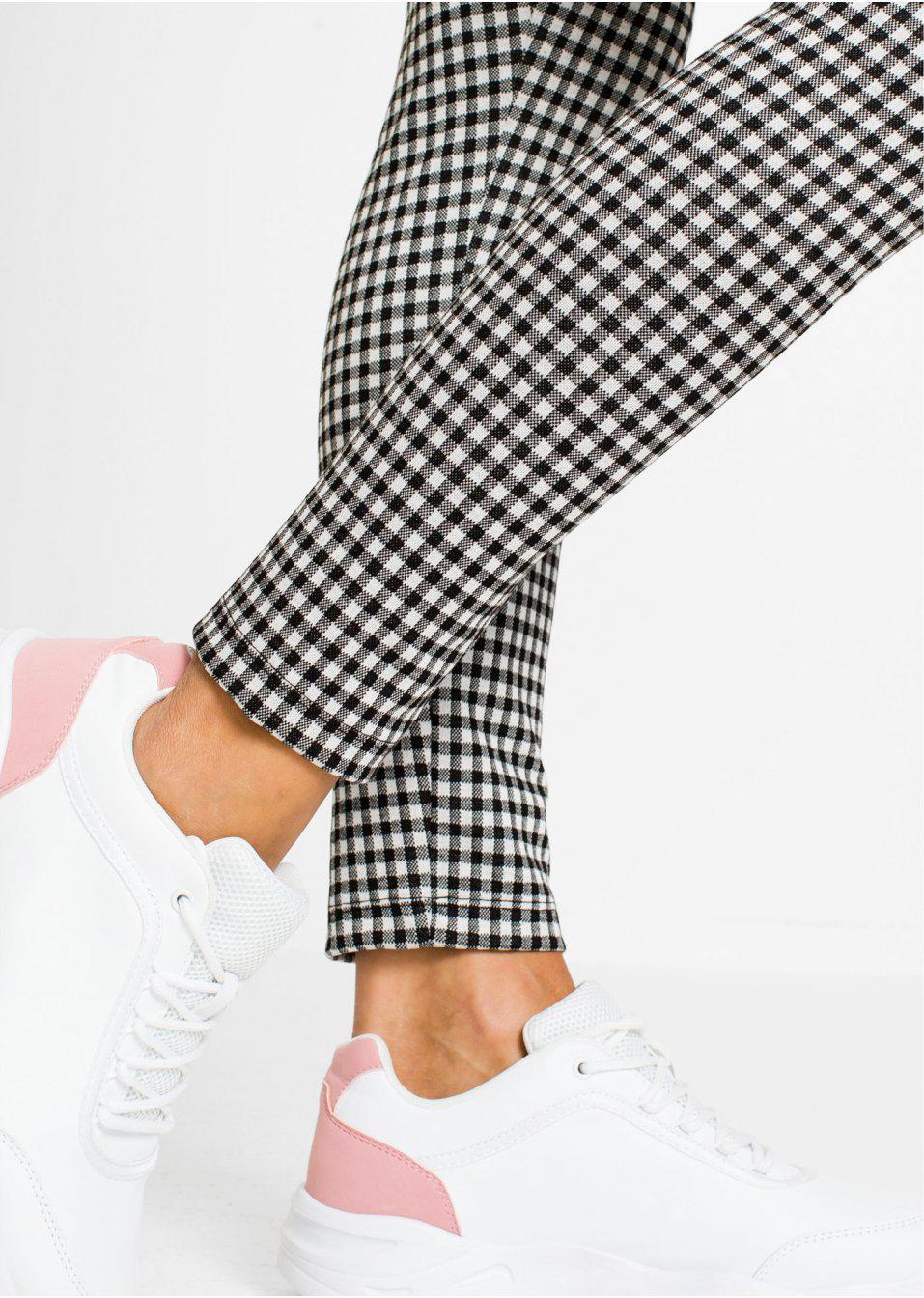 LEGGINSY W KRATKĘ
