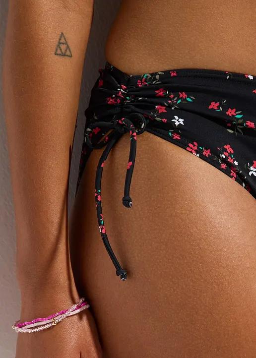 CZARNY DÓŁ OD BIKINI