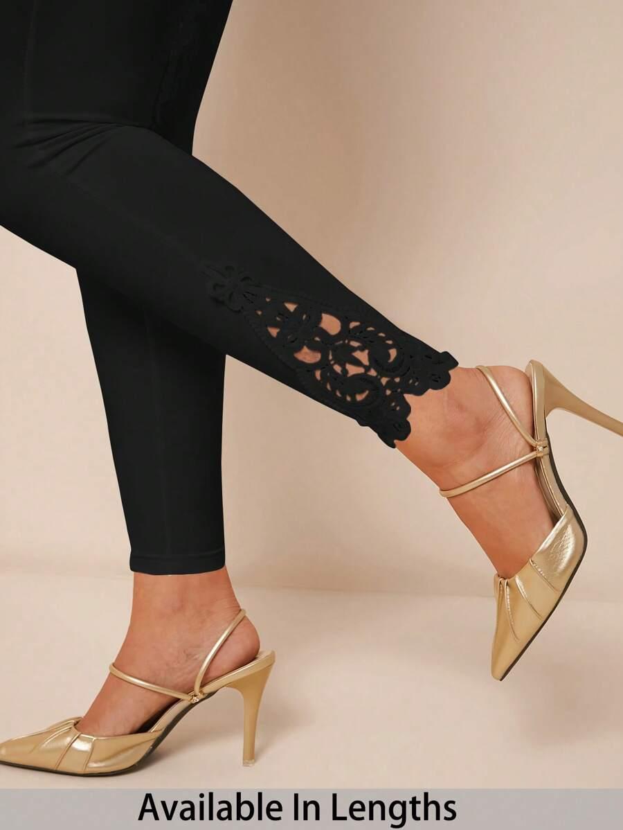 czarne legginsy zdobienie