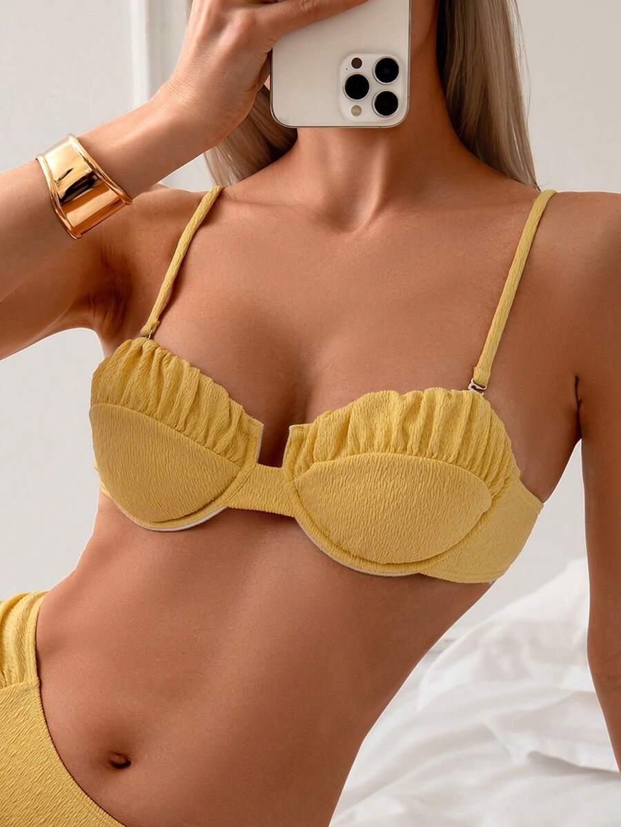 żółta góra od bikini