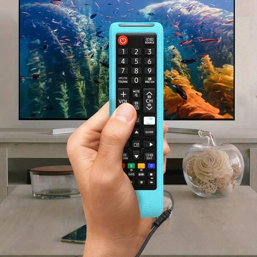 zielone etui na pilot