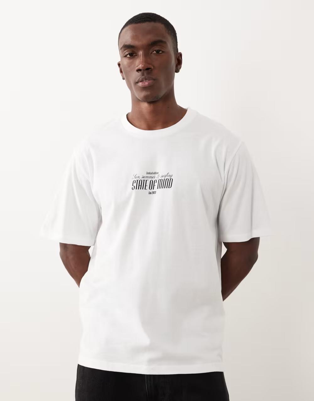 biały t-shirt oversize okrągły dekolt print