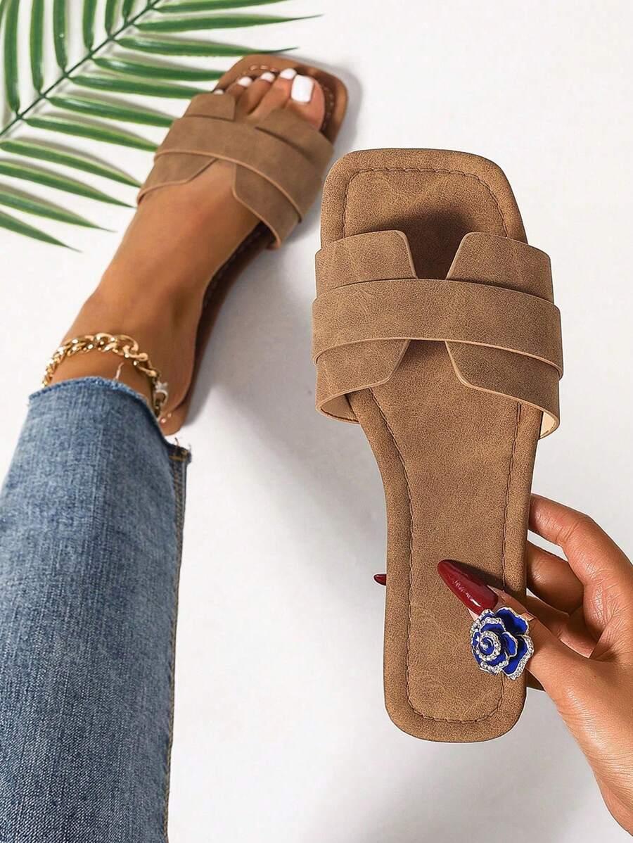 BRĄZOWE KLAPKI CASUAL