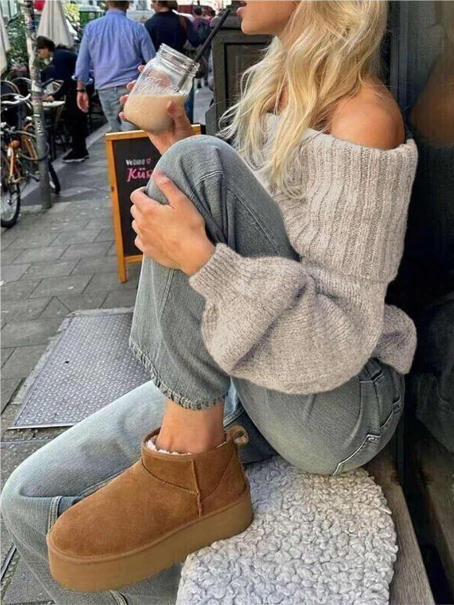 BEŻOWY SWETER ODKRYTE RAMIONA