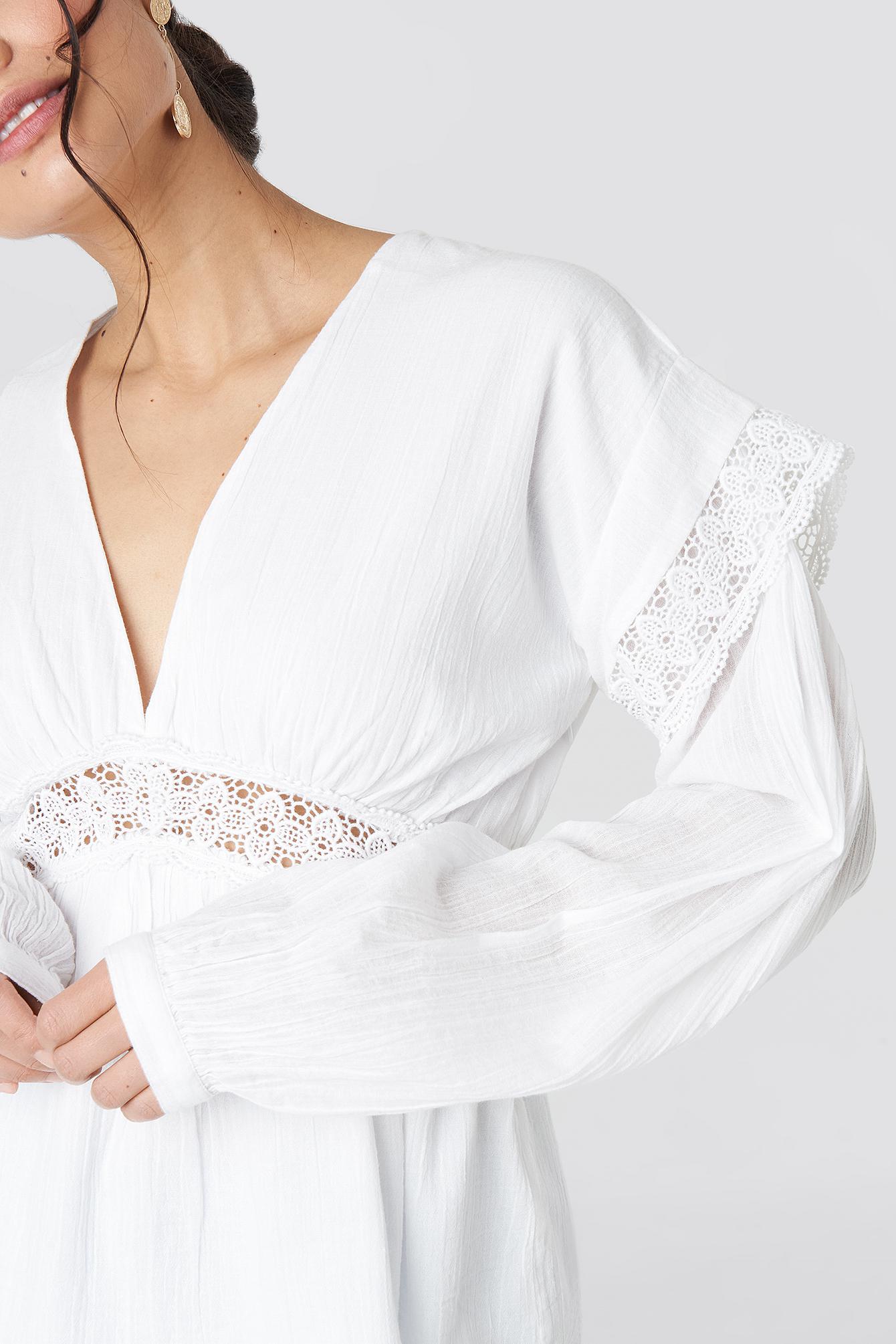 BIAŁA BLUZKA BOHO WSTAWKI HAFT V-NECK