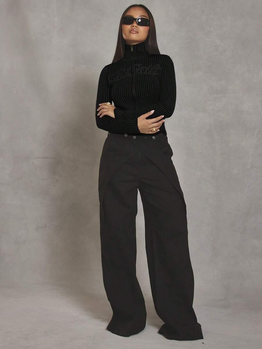 CZARNY DZIANINOWY SWETER 