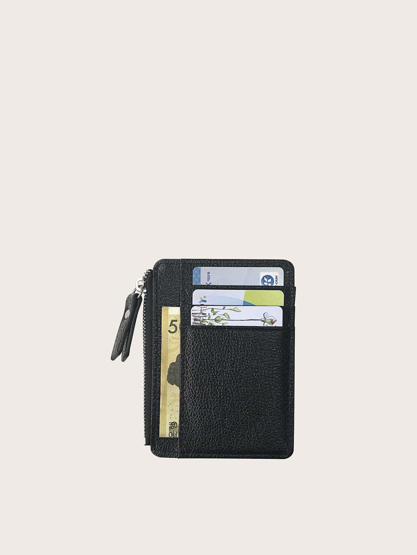 czarne etui na karty