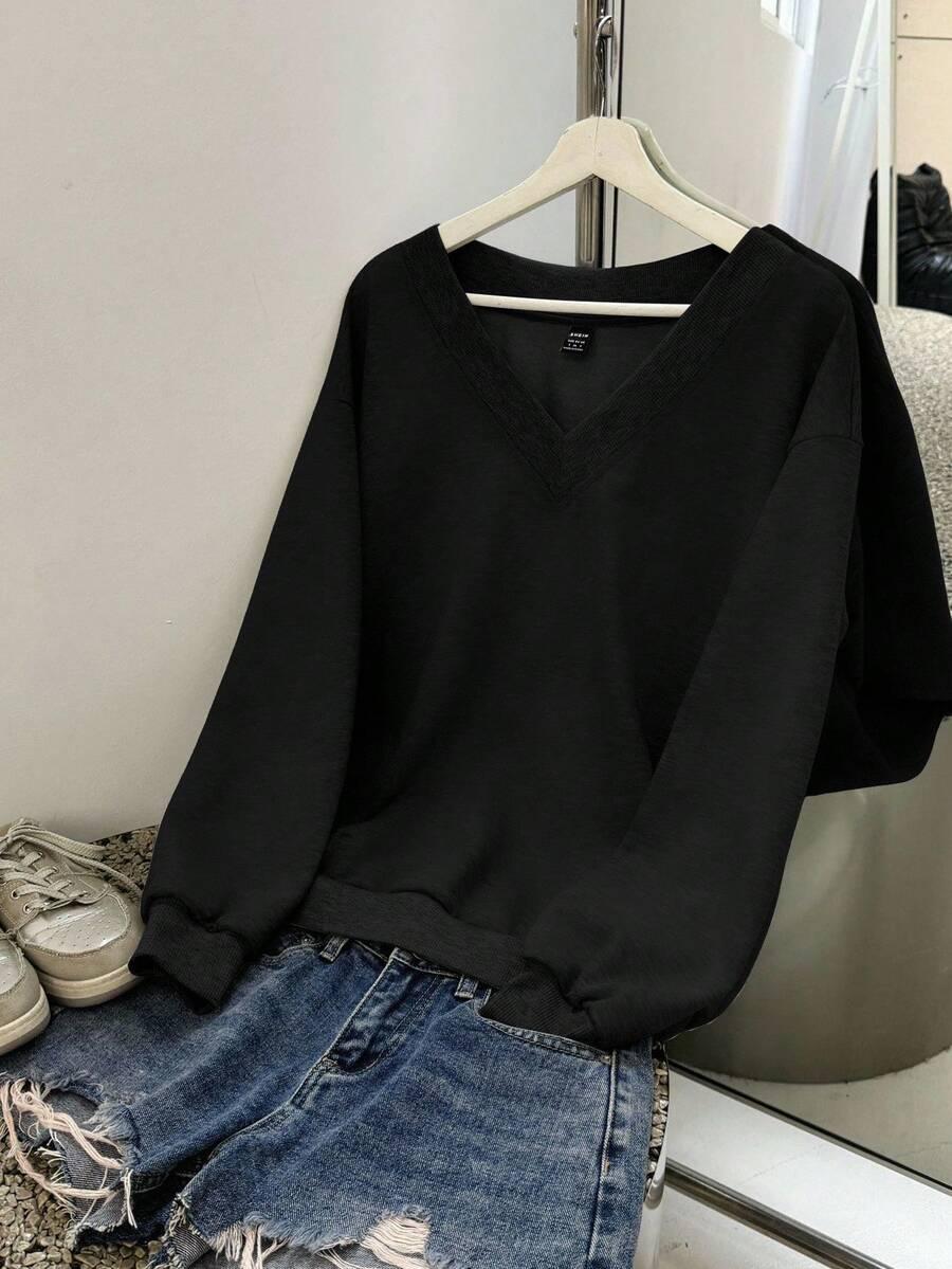 czarna bluza v-neck