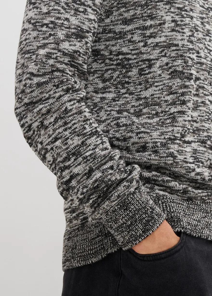 SWETER Z DŁUGIM RĘKAWEM
