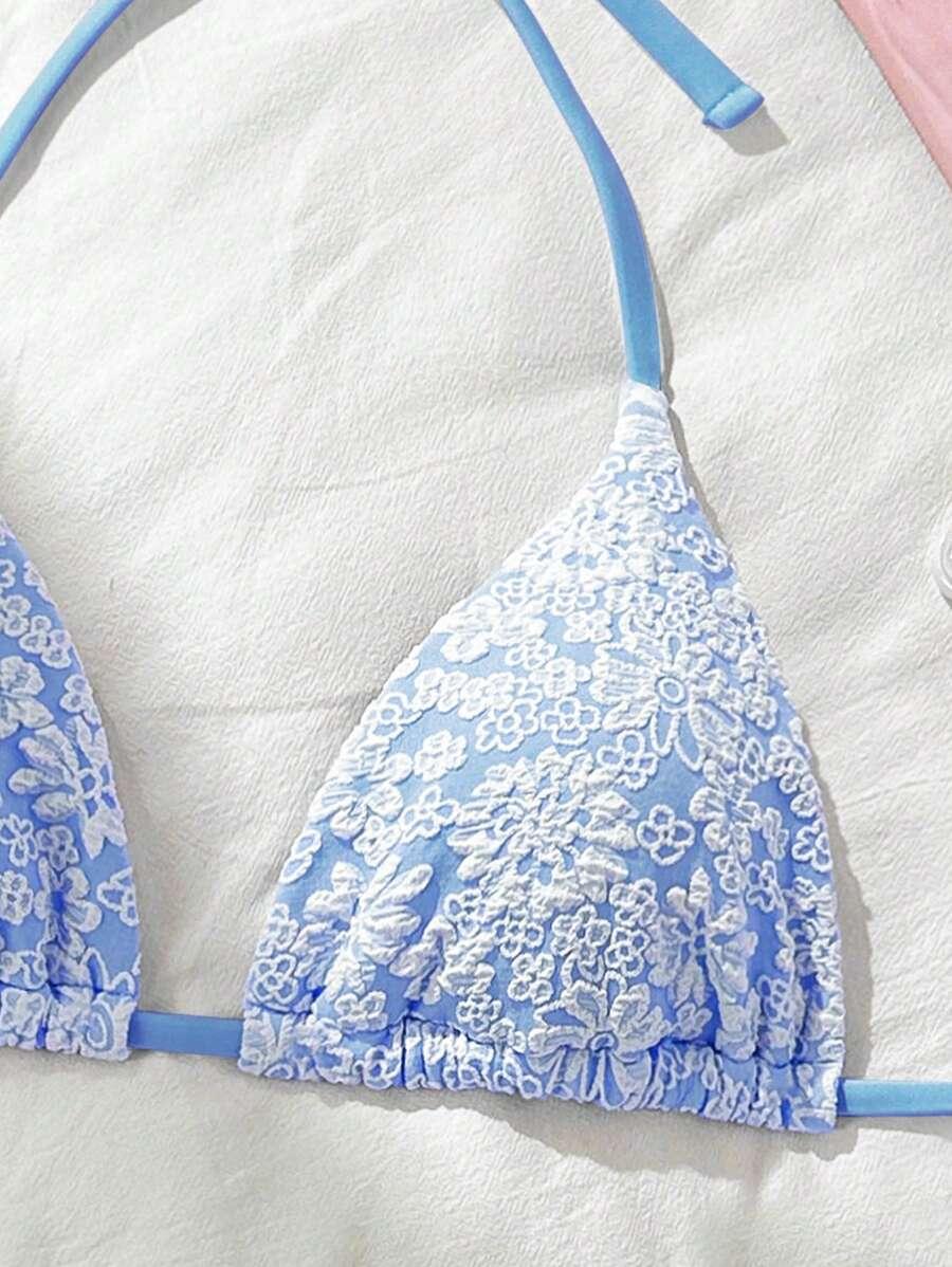 niebieska góra od stroju kąpielowego