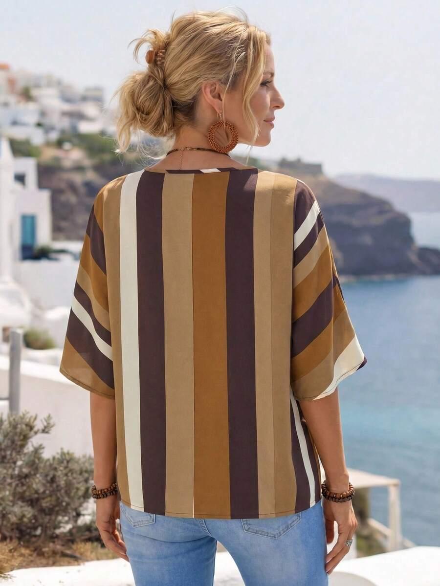 bluzka v neck