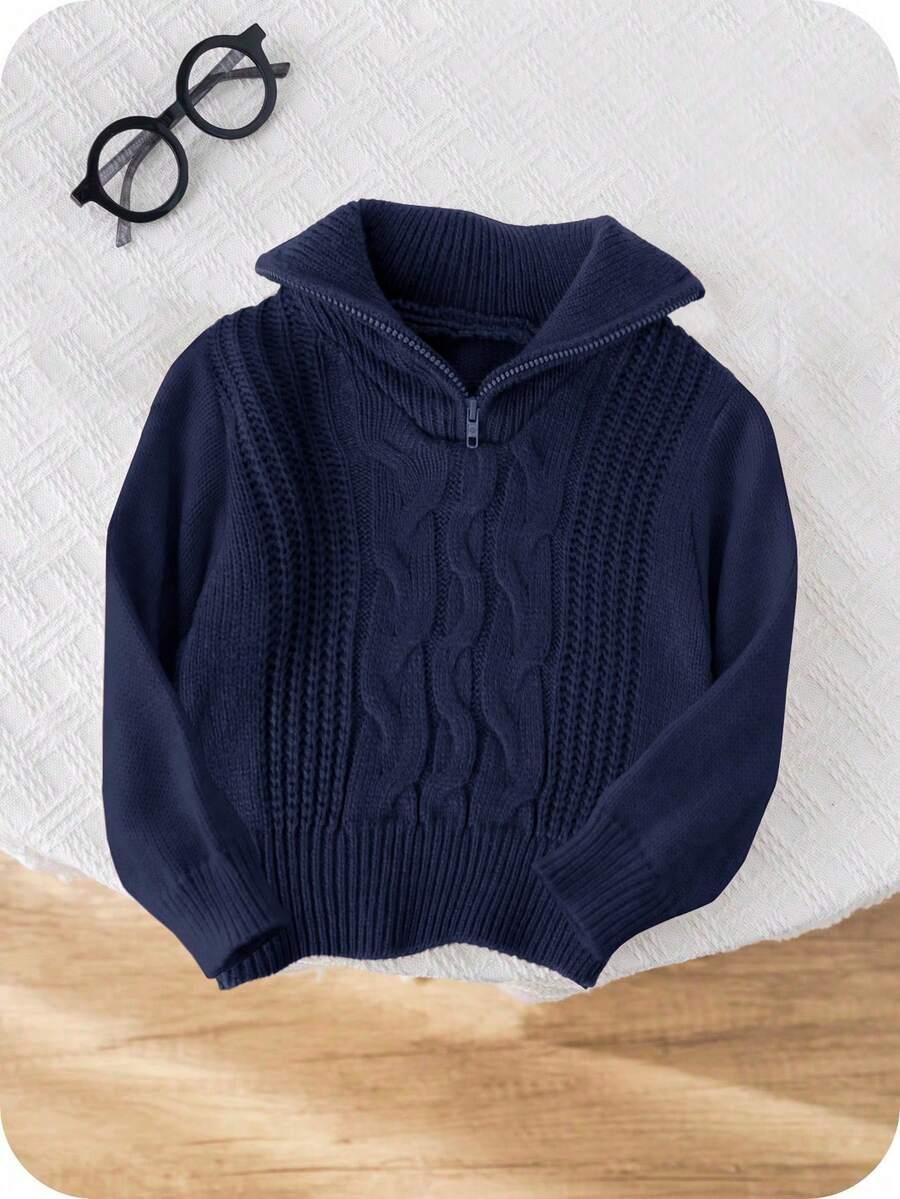 granatowy sweter zamek