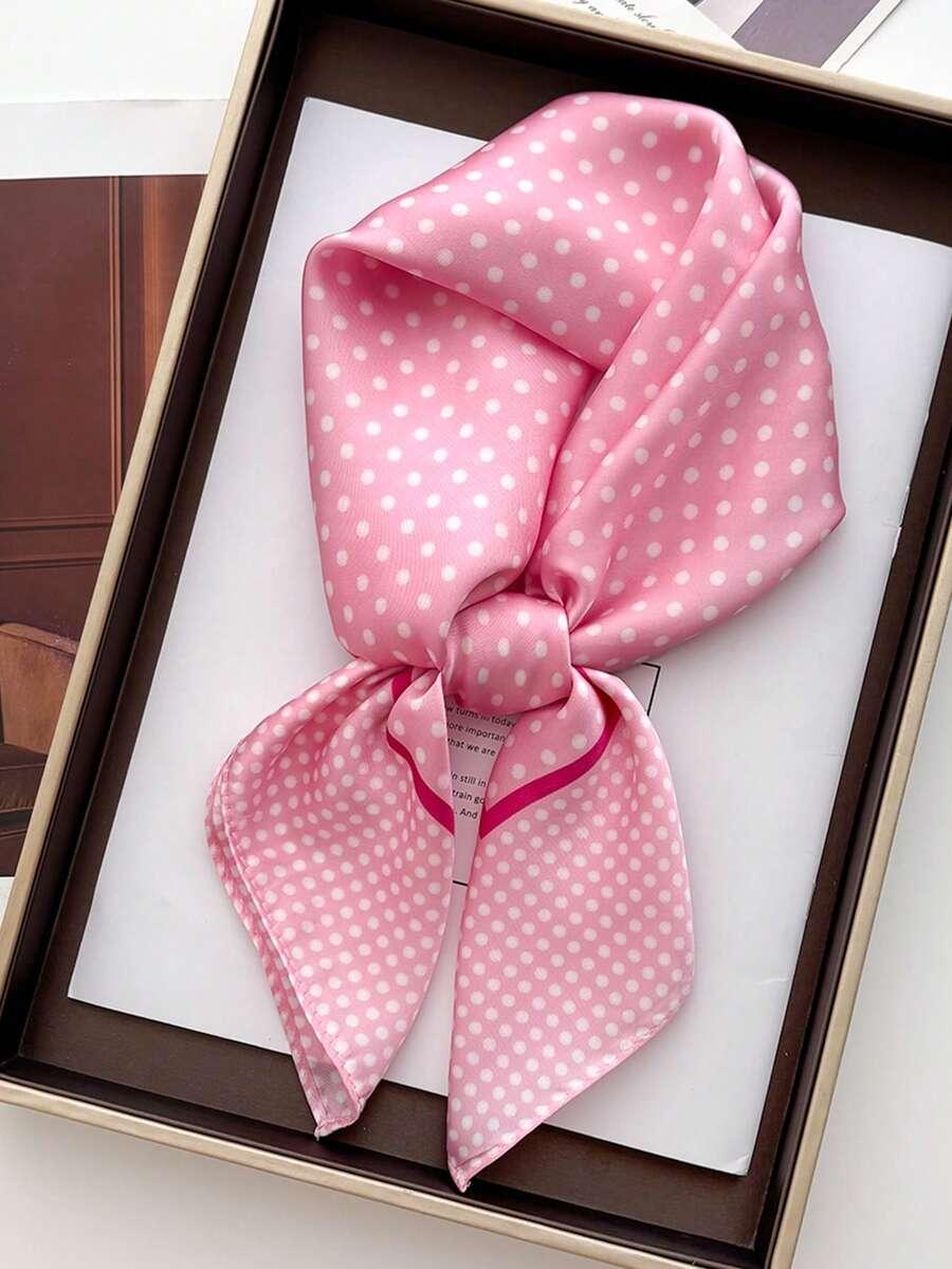 różowa chusta apaszka