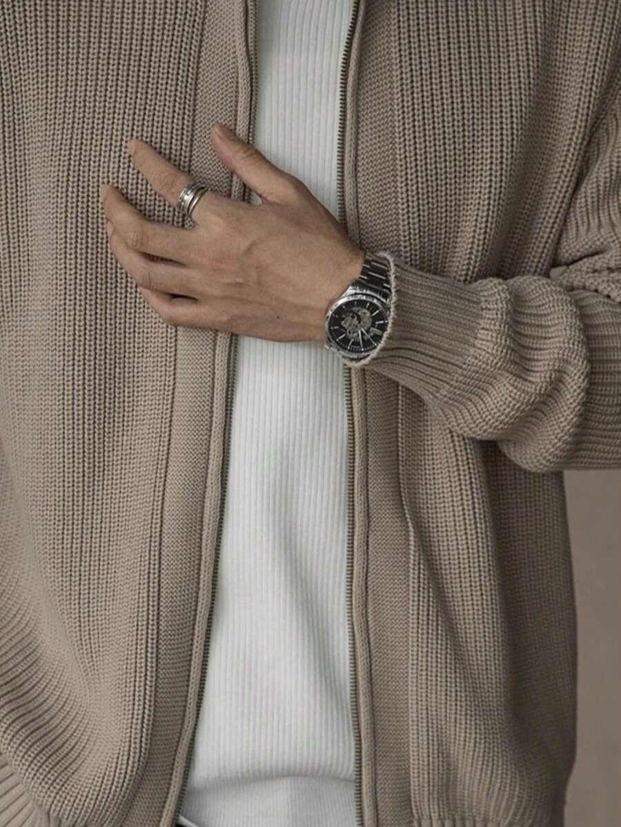 BEŻOWY SWETER ZAMEK