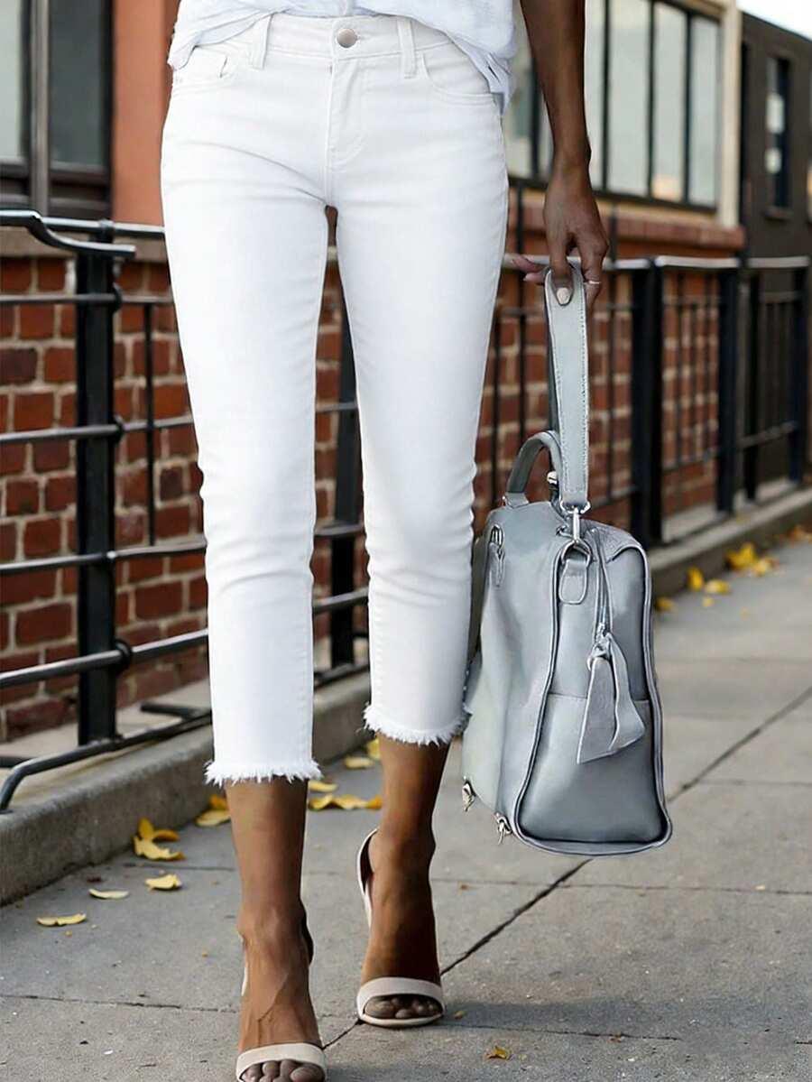 białe spodnie jeans