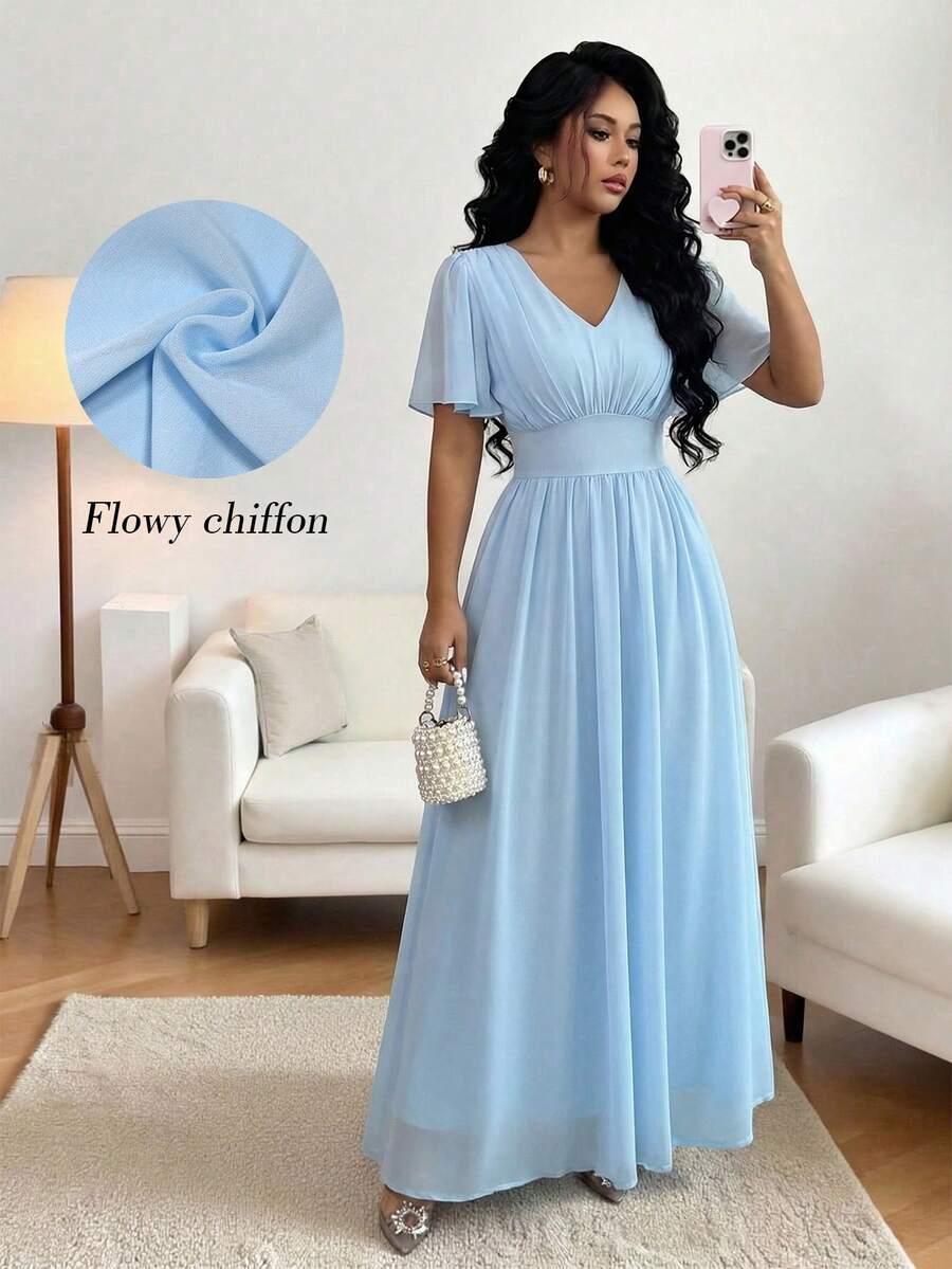 niebieska sukienka maxi 