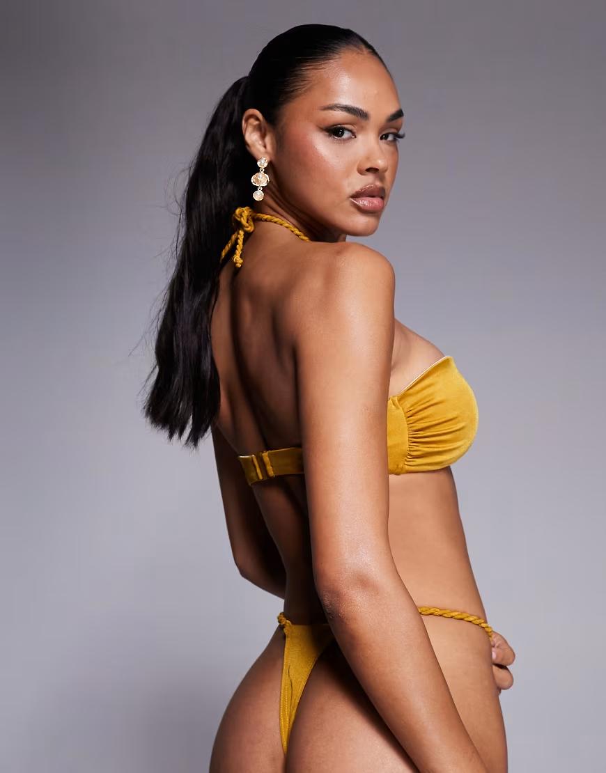 góra od bikini 