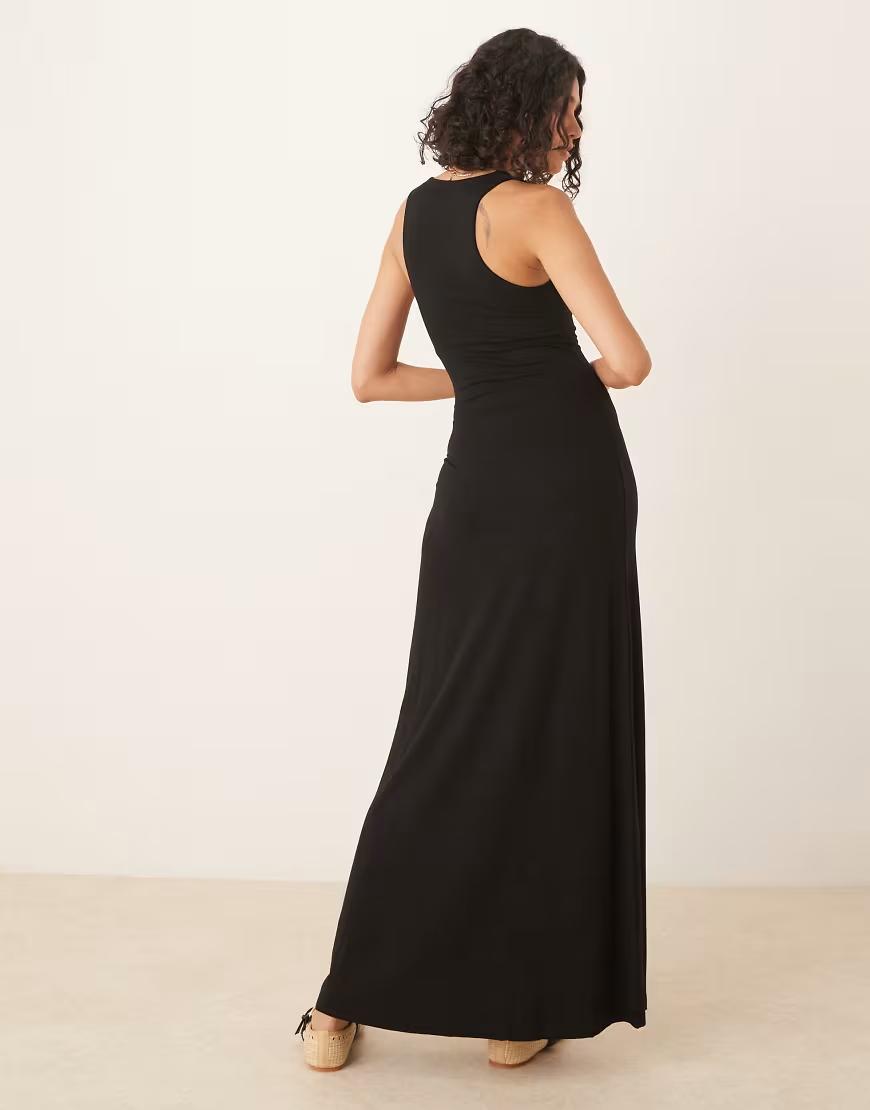 CZARNA MAXI SUKIENKA 