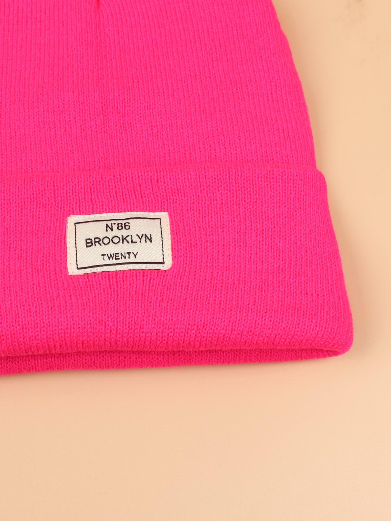 różowa czapka beanie